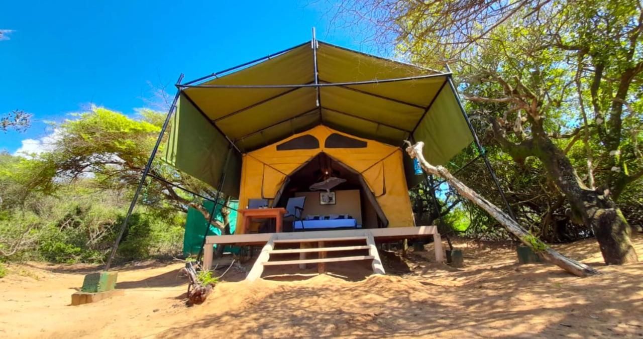 Back Of Beyond Dune Camp Яла Екстер'єр фото