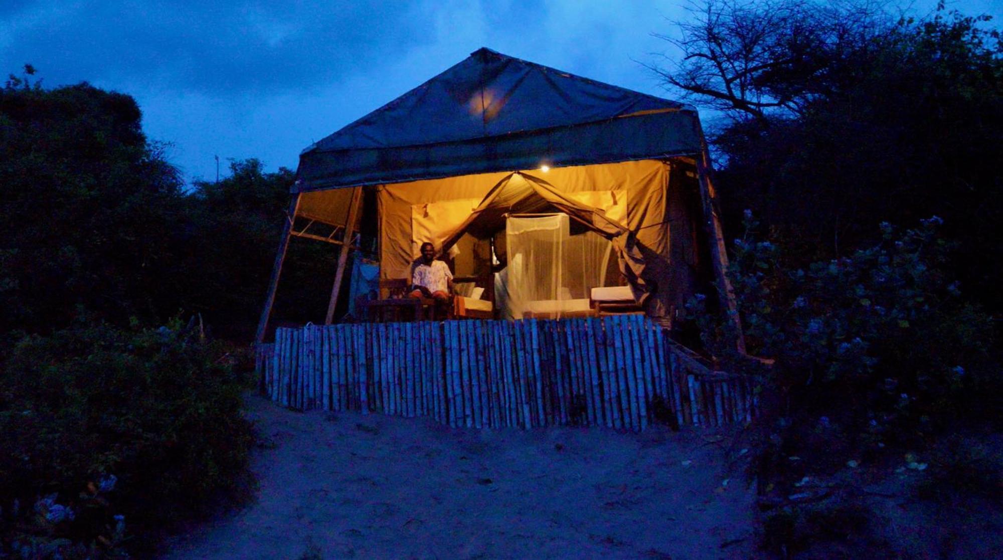 Back Of Beyond Dune Camp Яла Екстер'єр фото